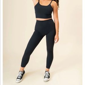 Paragon Medium leggings